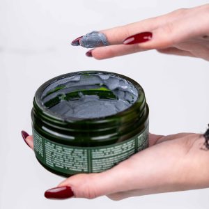 Alternative view of Bionature Carbon Peeling